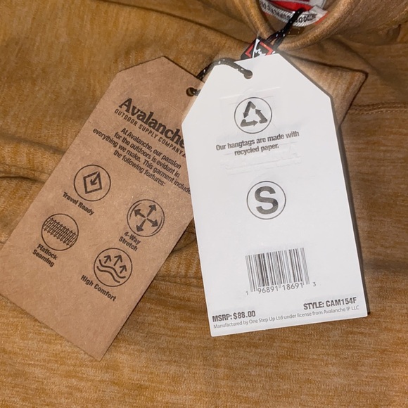 Avalanche long sleeve turtle neck size small - Picture 3 of 3